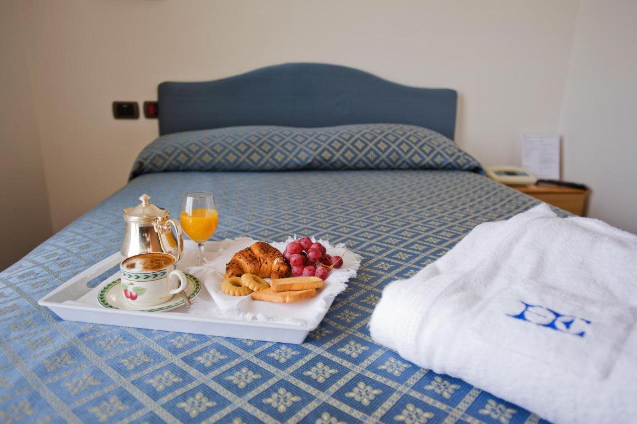 Hotel Excelsior E 3*