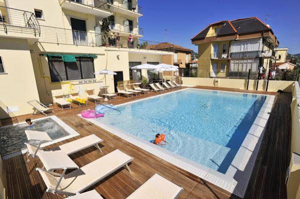 Excelsior E Hotel